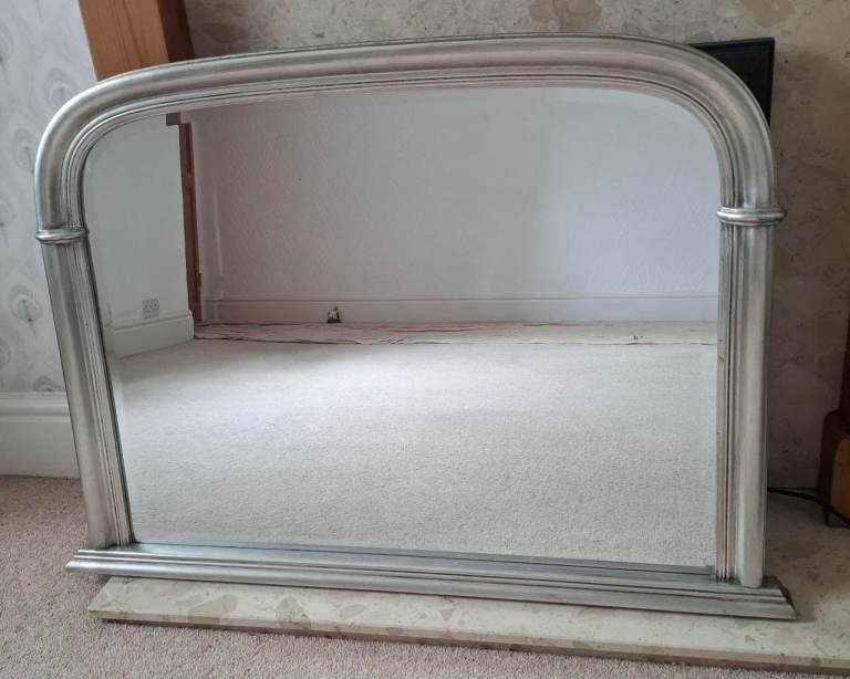 Over mantle mirror