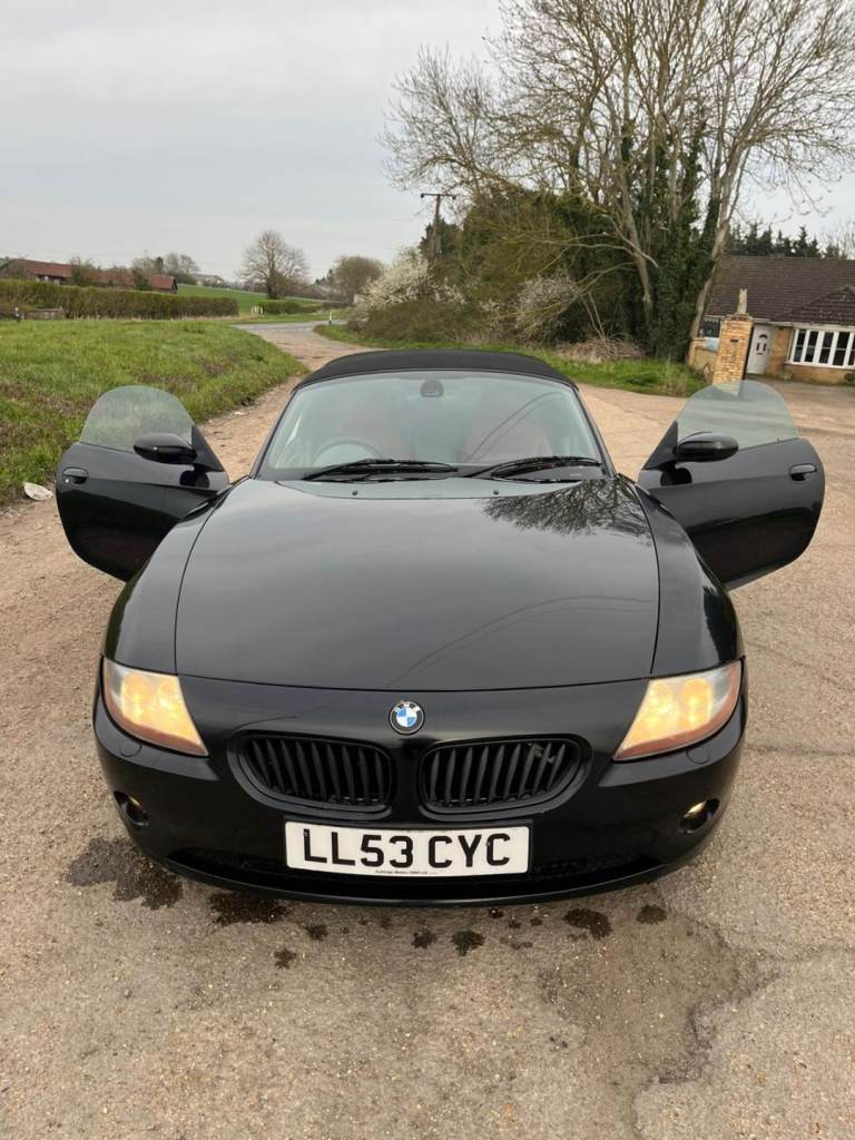 BMW, Z4, Convertible, 2004, Other, 2979 (cc), 2 doors