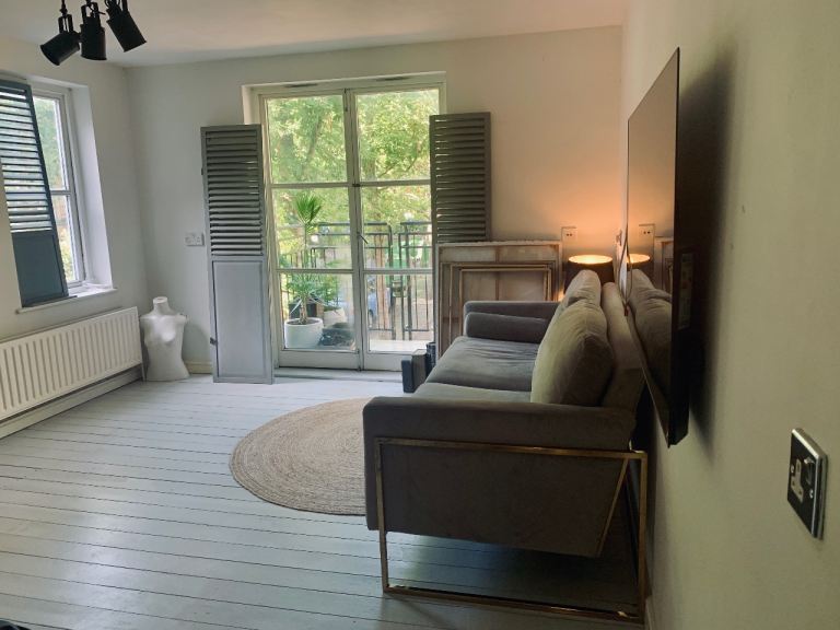 Angel, 1 bed swap to Maida Vale 