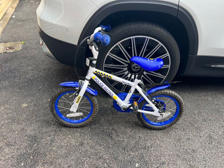 Apollo Police Patrol Kids Bike