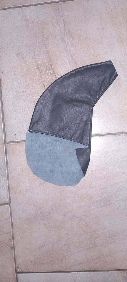 MAZDA OR EUNOS MX5 NEW GENUINE HANDBRAKE COVER IN REAL LEATHER 
