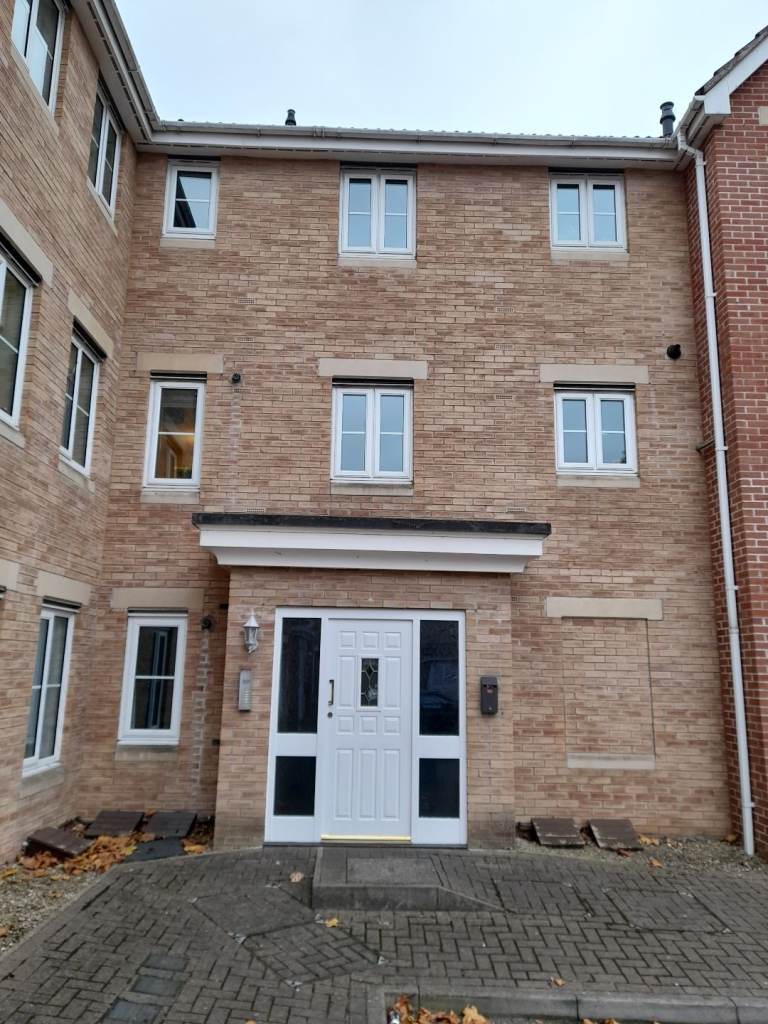 To rent 2 Bedroom Flat in Ashton Bristol. 