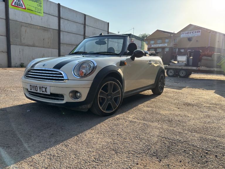 Mini, CONVERTIBLE, Convertible, 2010, Manual, 1598 (cc), 2 doors