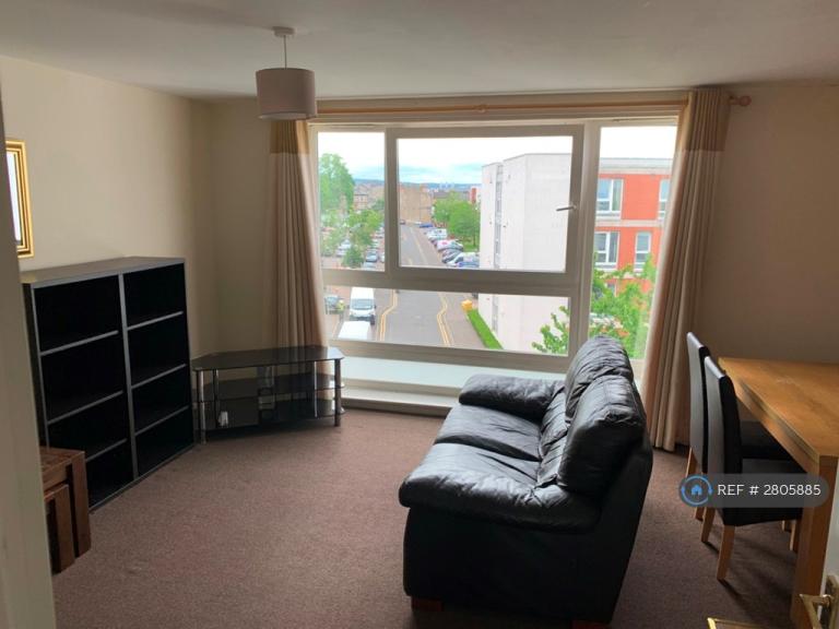 2 bedroom flat in Hanson Park, Glasgow, G31 (2 bed) (#2805885)
