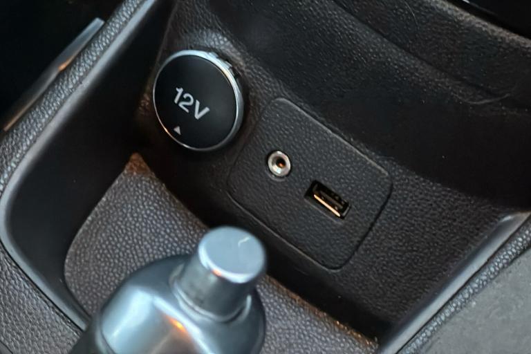  Ford Fiesta 1.6 Zetec Hatchback 3dr Petrol Powershift Euro 5 105 Ps Petrol