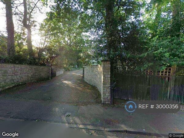 2 bedroom house in Kingston Hill, Kingston Upon Thames, KT2 (2 bed) (#3000356)