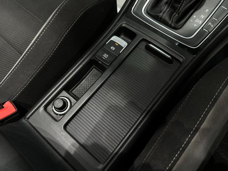 2016 Volkswagen Golf 2.0 TSI BlueMotion Tech R DSG 4Motion Euro 6 (s/s) 3dr HATCHBACK Petrol Auto...