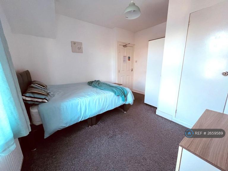 1 bedroom in Denmark Road, Bromley, BR1 (#2659589)