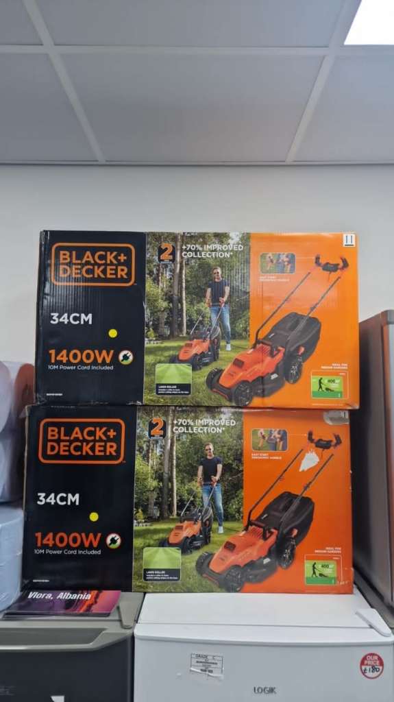 £89 Black & Decker Lawnmower 34cm 10m Power Cord