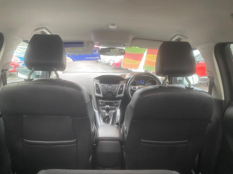 2011 Ford Focus 1.6T EcoBoost Titanium X Euro 5 (s/s) 5dr HATCHBACK Petrol Manual