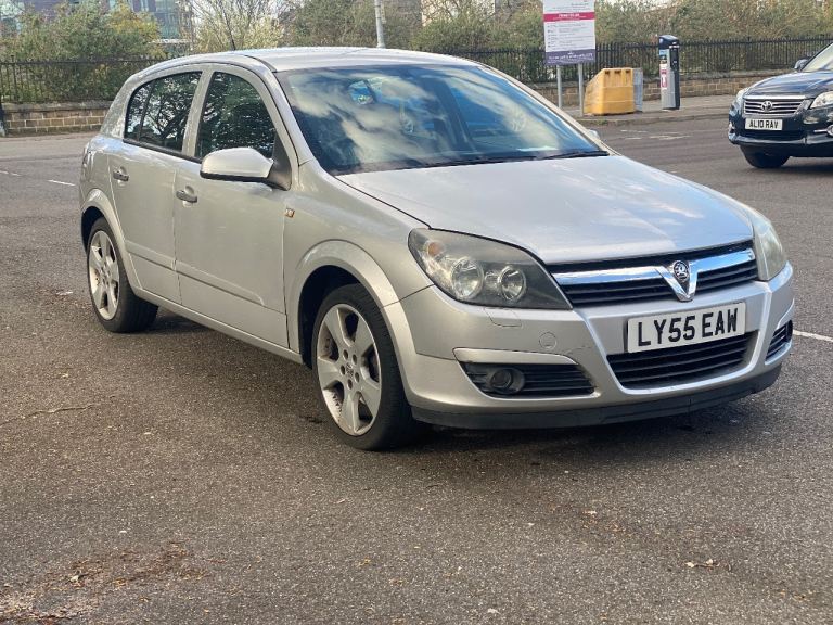 Vauxhall astra H AUTOMATIC