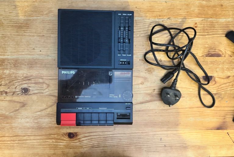 Philips D6350 rare Vintage Cassette Recorder – Pitch Control / Analog EQ / Lo-fi voice Mic