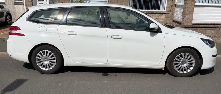Peugeot, 308, Estate, 2015, Manual, 1560 (cc), 5 doors