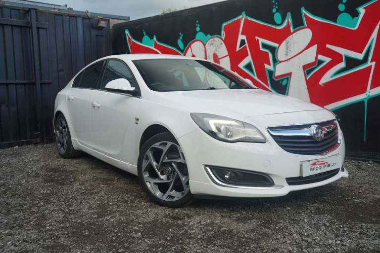 2016 Vauxhall Insignia 1.6 CDTi SRi Vx-line Nav 5dr [Start Stop] HATCHBACK DIESEL Manual
