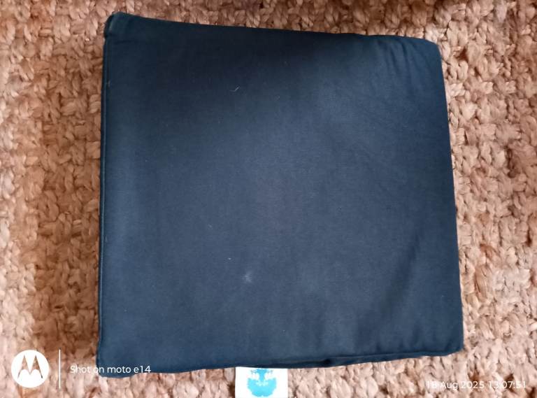 Quality Seat Wedge For Posture Support High Density Foam Removable Cotton Cover