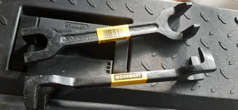 5 Item's Basin Wrench, Immerssion spanner, manhole Keys+ Plunger+ 
