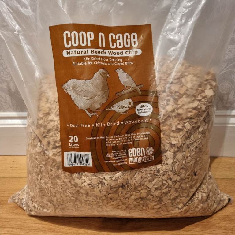 Coop and Cage bag of Natural Beech Woodchips for Chickens and Caged Birds. Just less than 20L