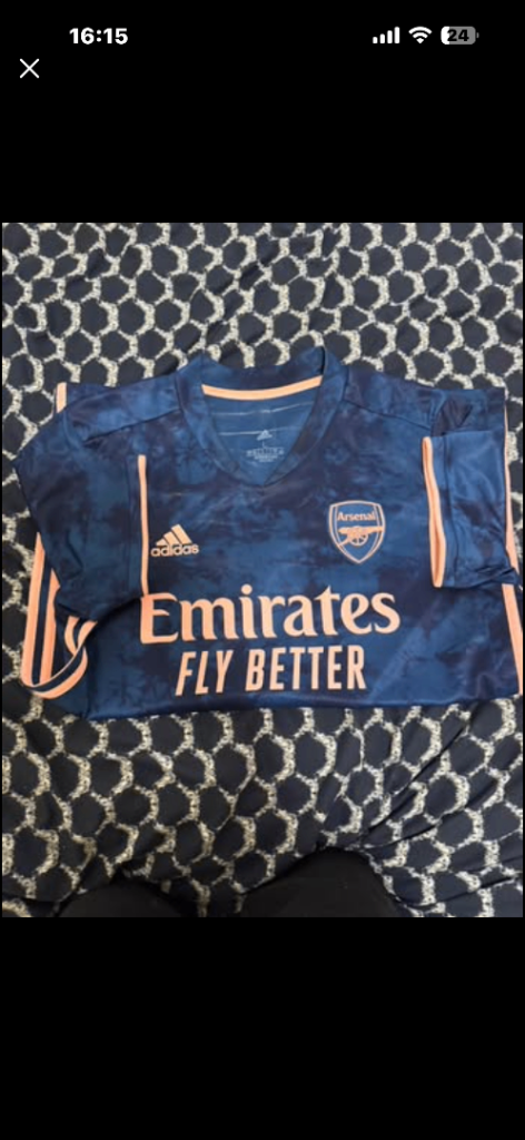 Arsenal T-Shirt Size L
