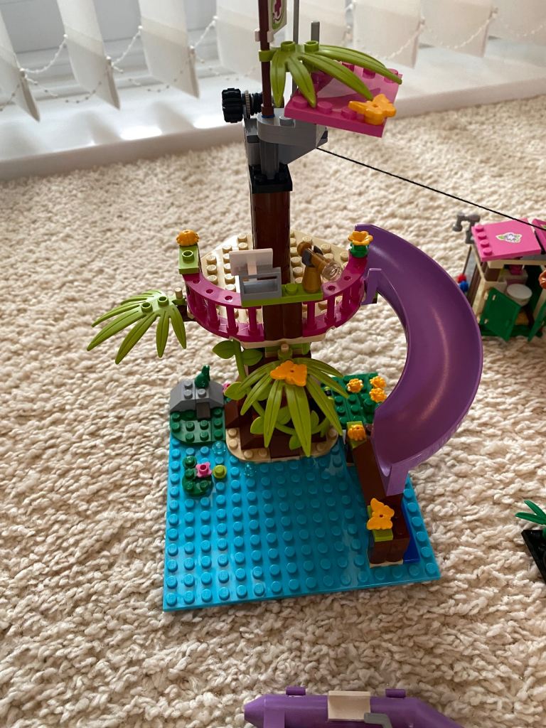 Lego box sets including jungle bridge 