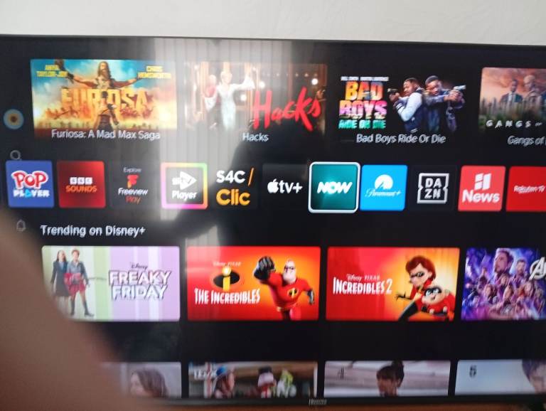 Hisence 4k 43 inch qled tv 