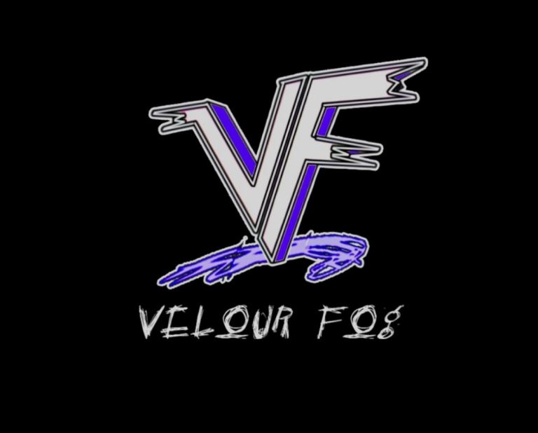 EXCITING OPPORTUNITY FOR BASSIST/DRUMMER ~ NEWLY SIGNED BAND