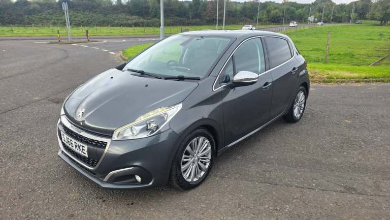 2017 Peugeot 208 1.6 BlueHDi 100 Allure 5dr [non Start Stop] HATCHBACK Diesel Manual