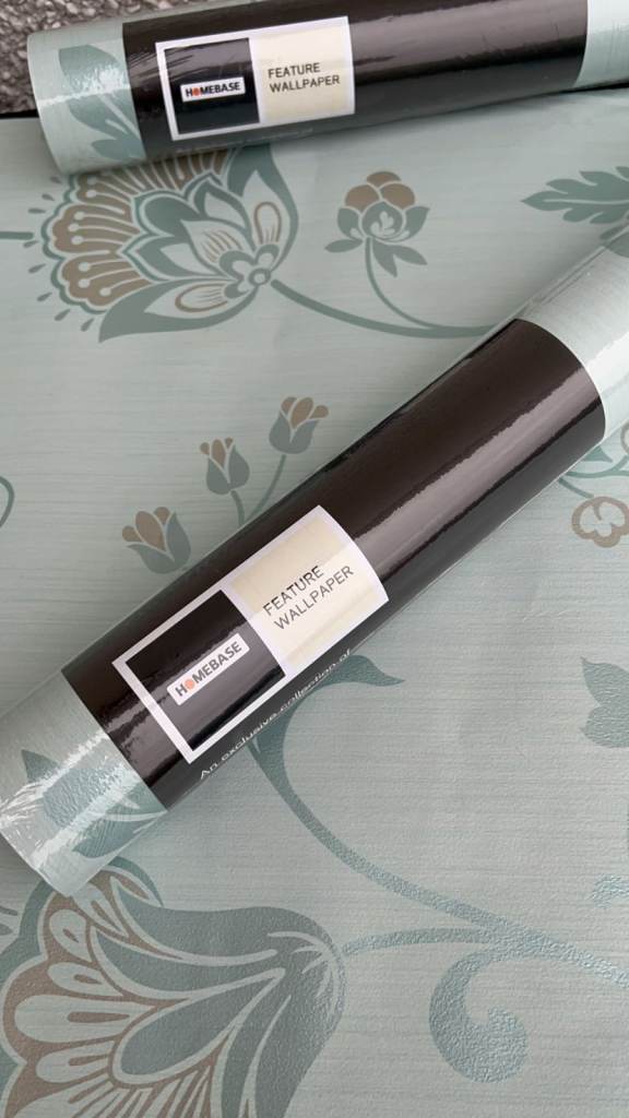 Homebase Wallpaper / 3 Rolls Homebase Feature Wallpaper / 