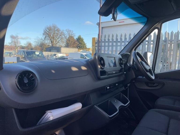 2022 Mercedes-Benz Sprinter 315 2.0 CDI Progressive L3 LWB 14FT DROPSIDE - WHITE Dropside Diesel ...