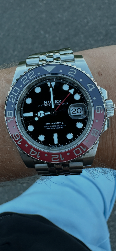 Men’s luxury watch 