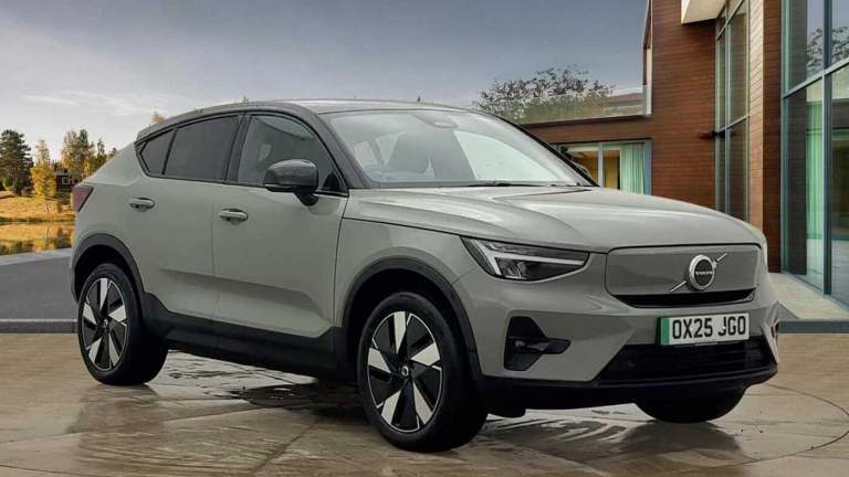 2025 Volvo EC40 175kW Plus 69kWh 5dr Auto ESTATE ELECTRIC Automatic