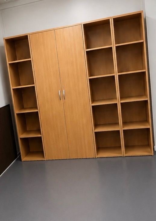 Large Oak Office Desk & Matching Storage Cupboards / Shelving – Complete Set
