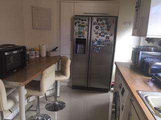A Large south-facing room to let, near Bournemouth Uni and AUB, all bills included.  £600 pcm