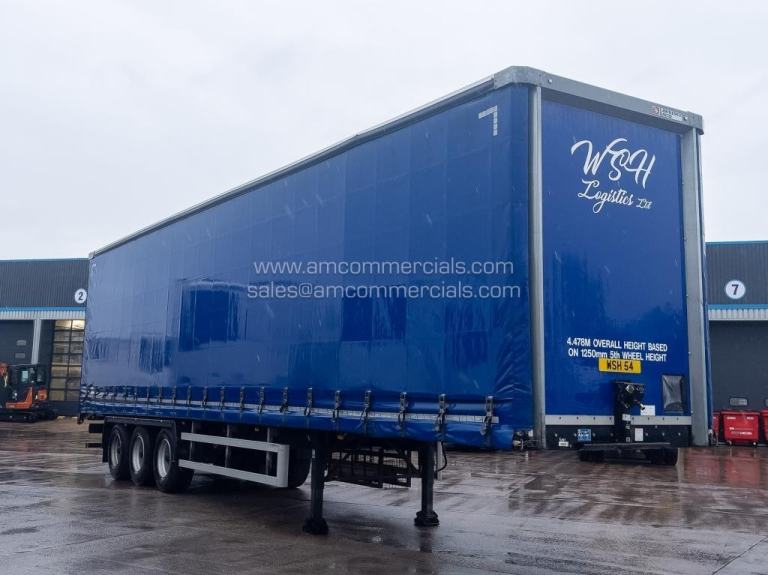 LAWRENCE DAVID 4478MM CURTAINSIDE TRI AXLE TRAILER