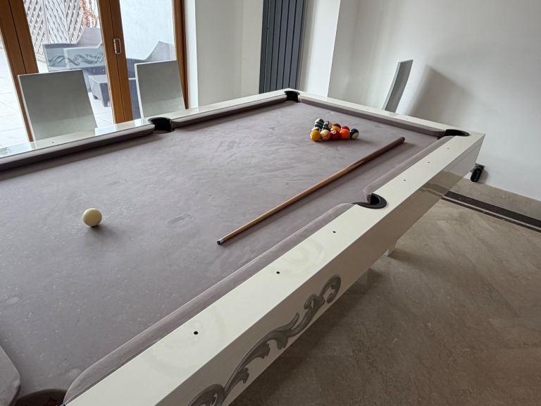 Full Size Pool Table with Cues and Balls – Good Condition