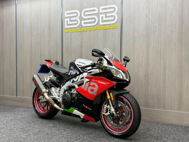 2019 19 Aprilia RSV 4 1000 RF Euro 4 ABS - AKRAPOVIC - BREMBO - OHLINS