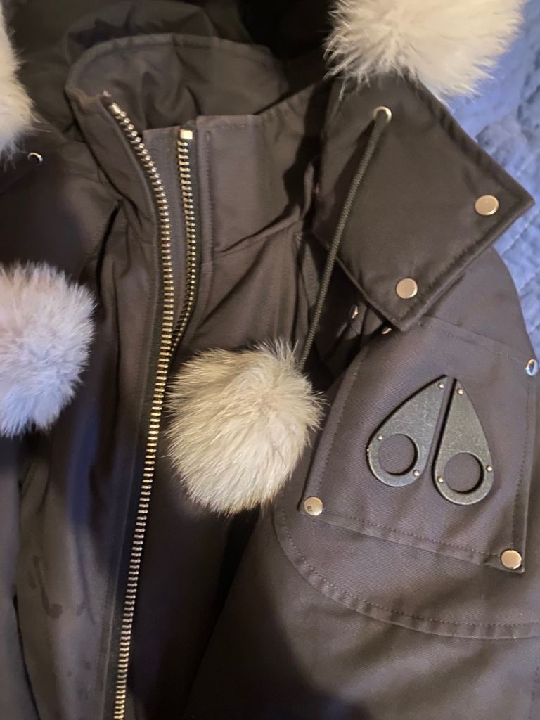 Women’s moose knuckles xs