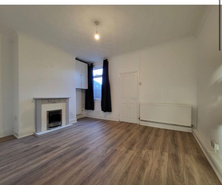 3 bed house in THURNSCOE 