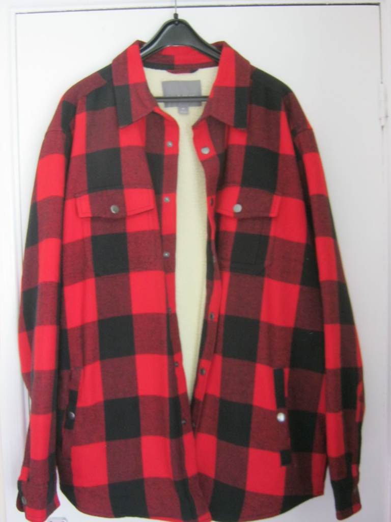 Falls Creek Men’s Brand New XL 42 inch Red White Fleece Lined Warm Lumber Long Sleeve Jacket. 