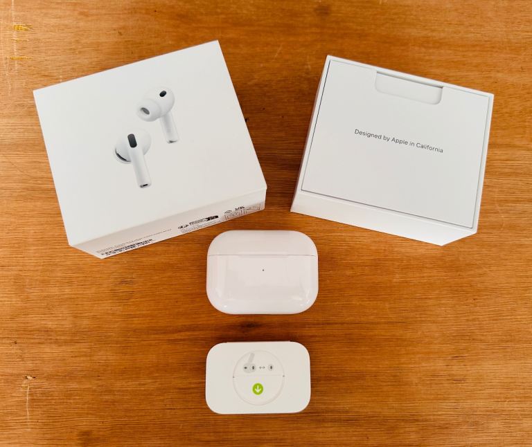 Genuine Apple Air Pod 3 Pro Ear Buds