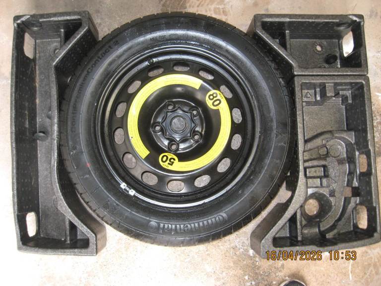 Skoda Yeti Spare Wheel and Boot Floor kit