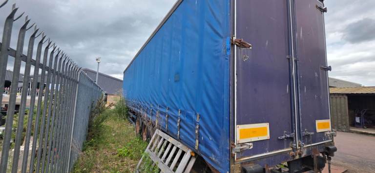 Free Trailer
