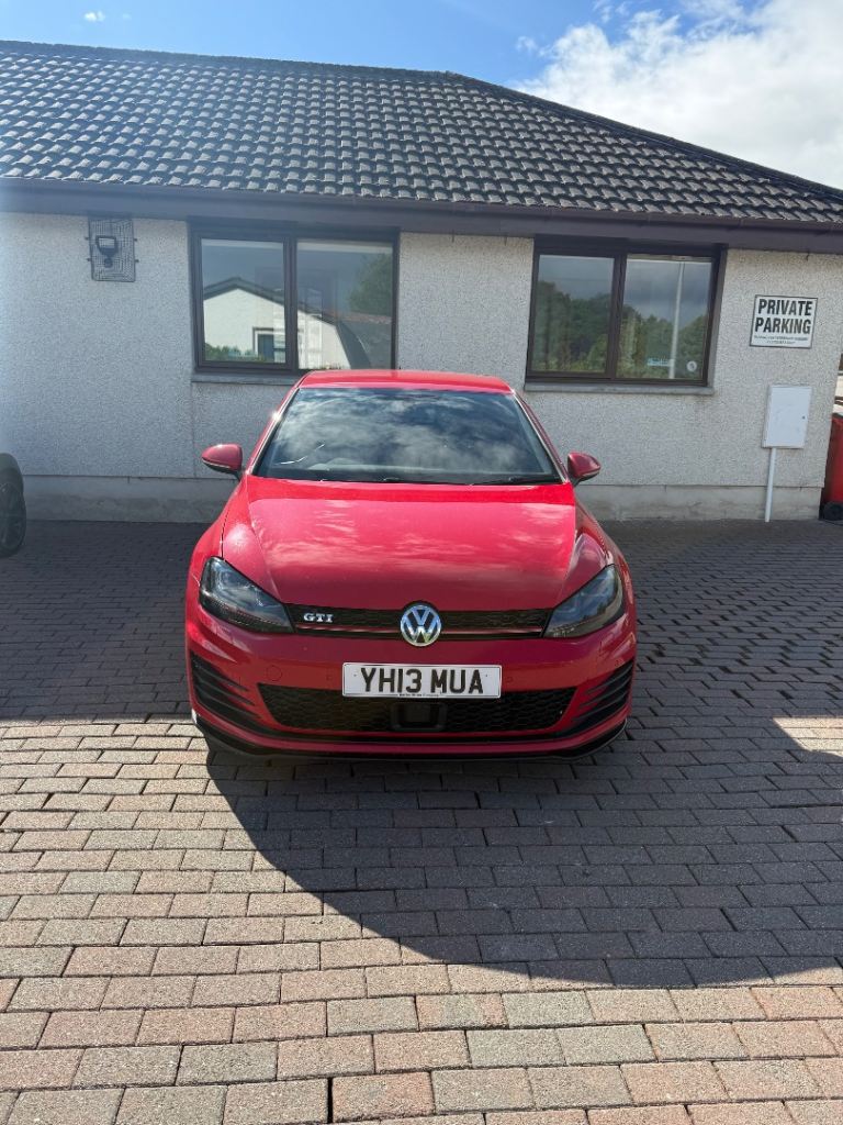 Volkswagen, GOLF, Hatchback, 2013, Manual, 1984 (cc), 3 doors