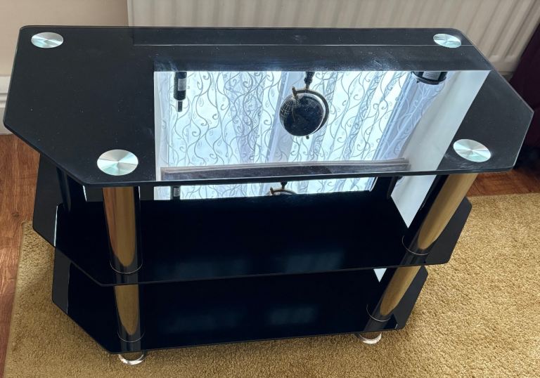 Black Glass TV Stand with Shelves – Good Condition