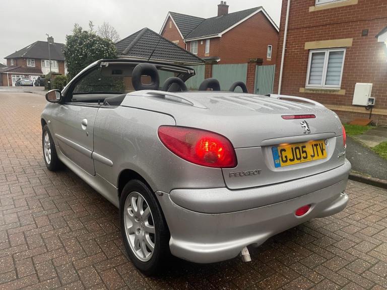 Peugeot, 206, Convertible, 2005, Manual, 1587 (cc), 2 doors