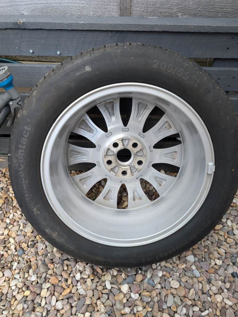 Jaguar 17 alloy wheel x1 5 stud 