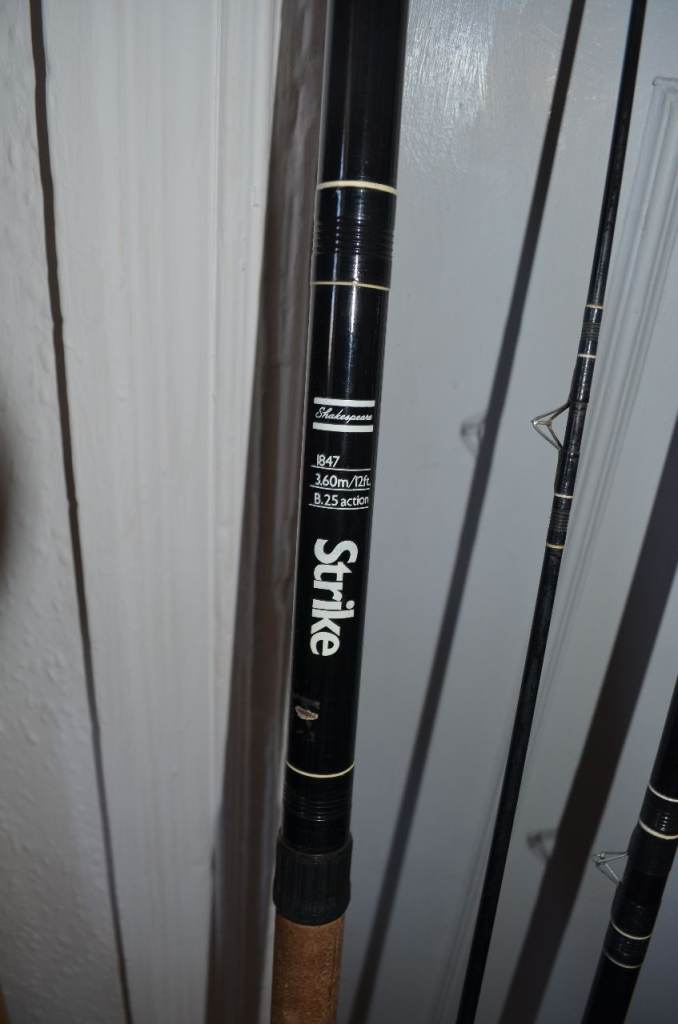Shakespeare 1847 Strike Fishing Rod 12ft and rod with bag 