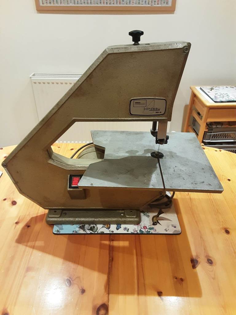 Burgess table top bandsaw