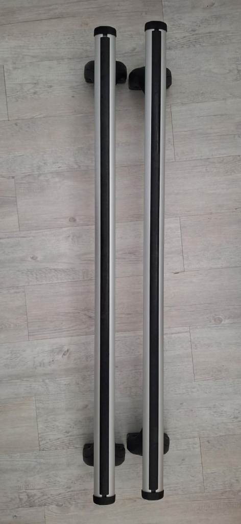 EXODUS THULE/AERO A120 ROOF BARS INCLUDES EXODUS FP3 FOOT PACK AND FO15 FITTINGS-EXCELLENT CONDITION