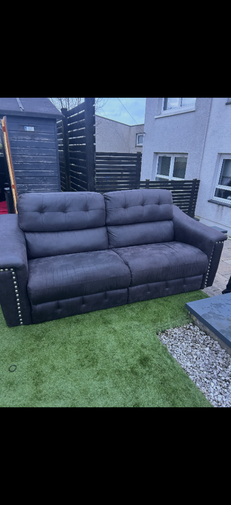 3/2 lazy boy sofa 