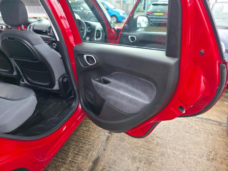  Fiat 500L 1.4 Lounge Euro 6 5dr Petrol Manual